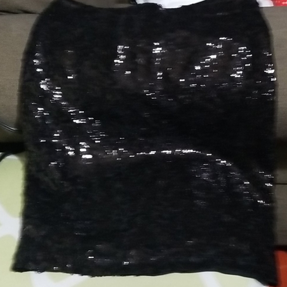 New with Tag - Picture 2 of 3